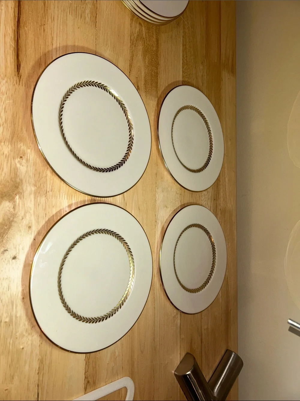 Set (4) Vintage Imperial Lenox China Salad Dessert Plates Made USA 8 3/8” Gold